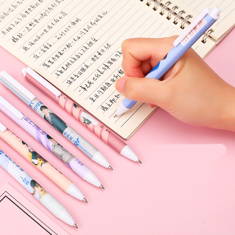 Bút Bi Mực Đen Ngòi 0.5Mm Thiết Kế Dễ Thương