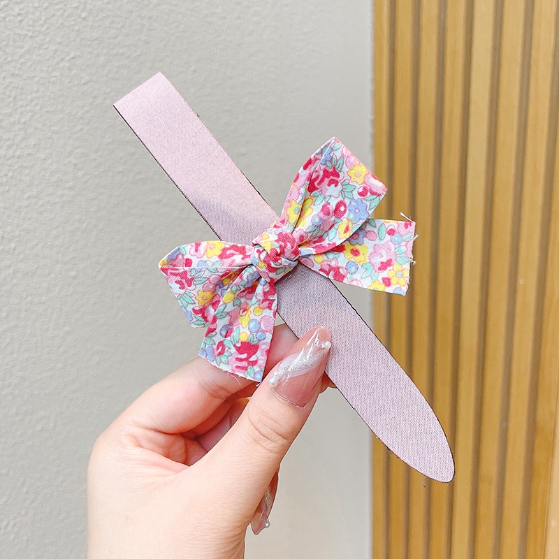 Cài tóc mái không hằn dấu vết cho nữ 2021