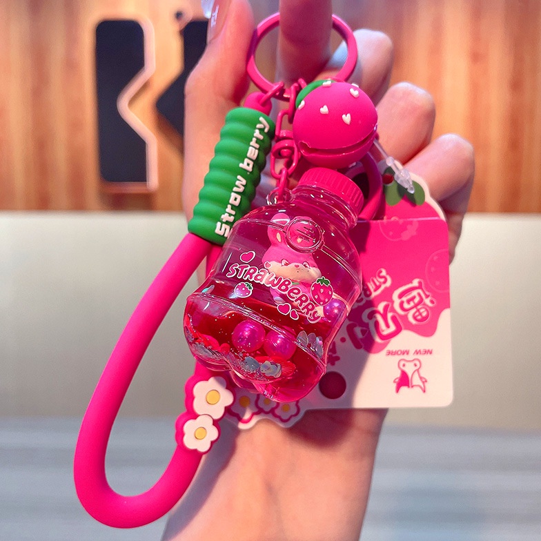 Móc Khóa Acrylic Hình Thỏ Và Dâu Tây Nổi Đáng Yêu