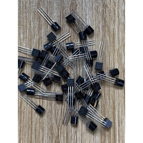 Transistor BC559 PNP