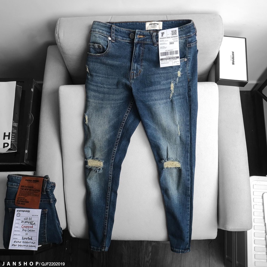 Quần Jean Rách Sợi Vải Cotton Thun Bền Và Khó Phai Màu, Những Phần Rách Được Gia Công Tỉ Mỉ, Cũng Như Form Ôm Sát Vừa