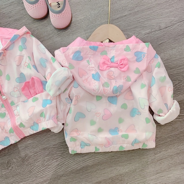 BÁN SỈ ÁO GIÓ HÌNH TRÁI TIM CHO BG