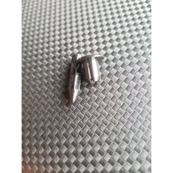 Chốt bấm dàm áo xe các loại 6mm