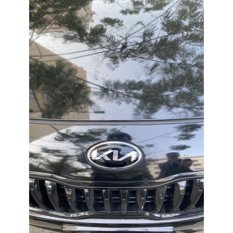 Decal dán logo RIO,logo kia mới,logo kia (10cái)