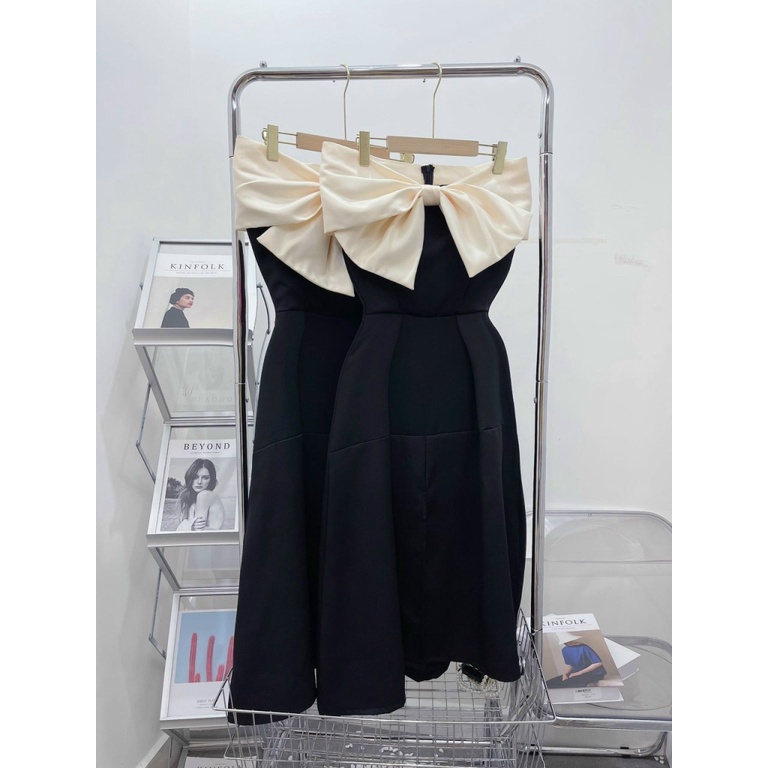 Đầm Dáng Xòe Xẻ Tà Phối Nơ Trắng Ngực, Màu Đen Chất Tapta Sang Chảnh Phù Hợp Đi Tiệc, Đi Chơi, Du Lịch [NEW UNISEX]