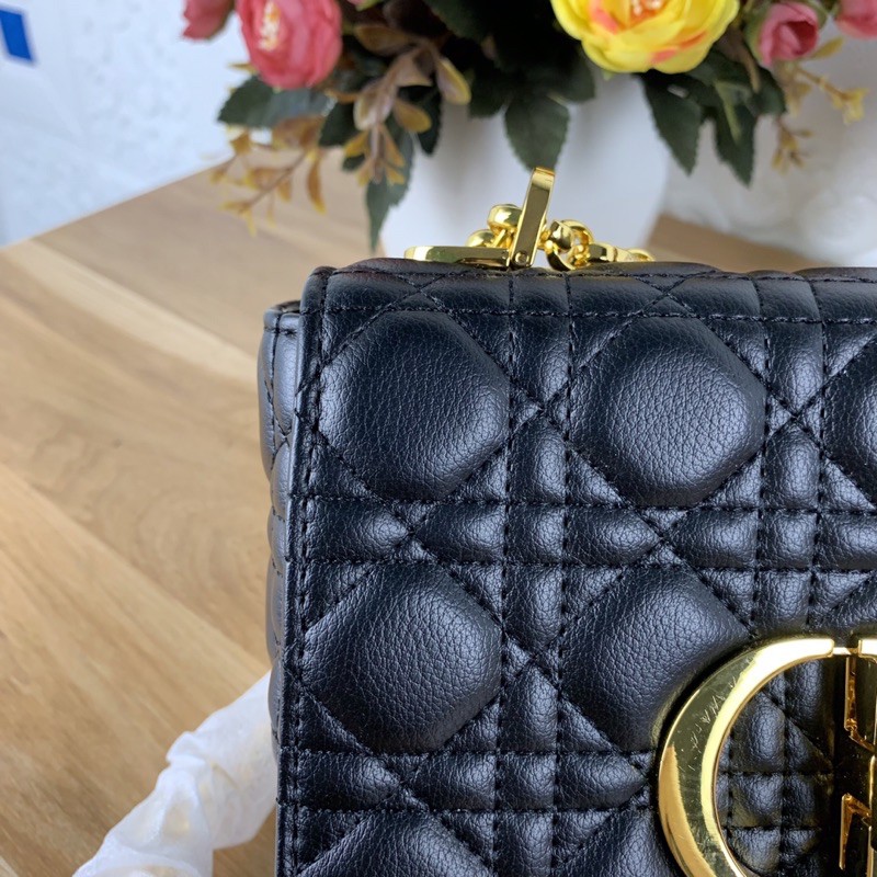 Túi xách Dior Caro màu đen size 20cm
