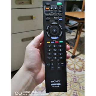 Điều khiển TV Sony smart có nút nguồn
