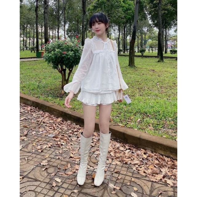 Áo sơ mi voan xếp ly bèo thắt nơ cổ kèm áo 2s tay bồng sang chảnh