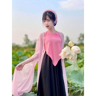 Yếm chụp sen - Khoác lụa màu hồng nhạt