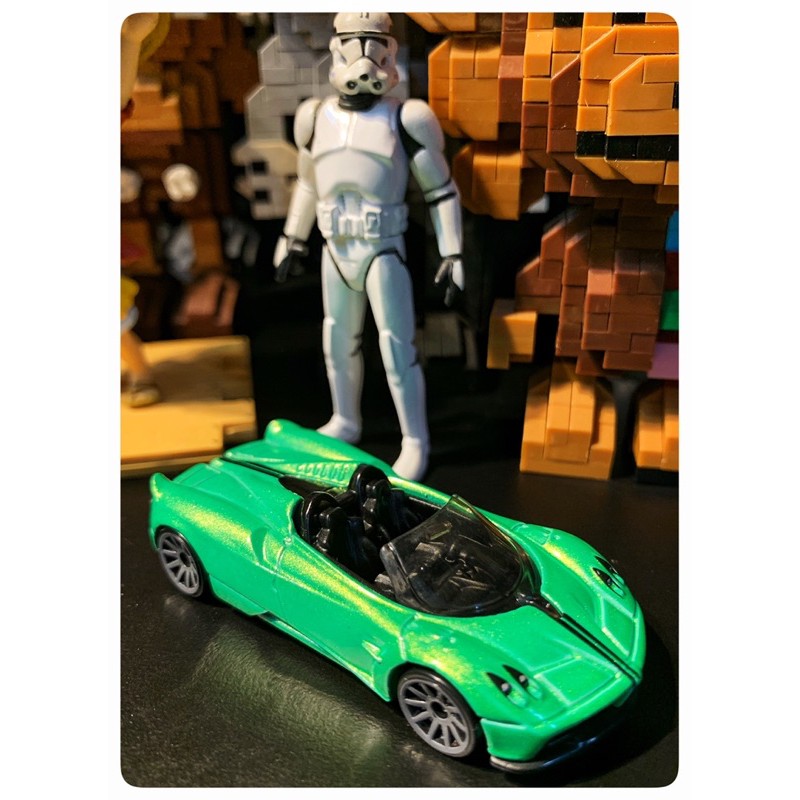 Xe Mô Hình Hot Wheels Loose Không Hộp Pagani Huayra