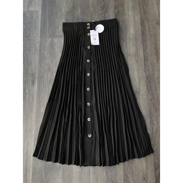 🍀 10.10 10.10 😍 🌸 🍀 9.9 Chân váy stradivarius cạp chun mẫu hot 2019(Pleated Skirt) .. Đẹp . . Đẹp . .