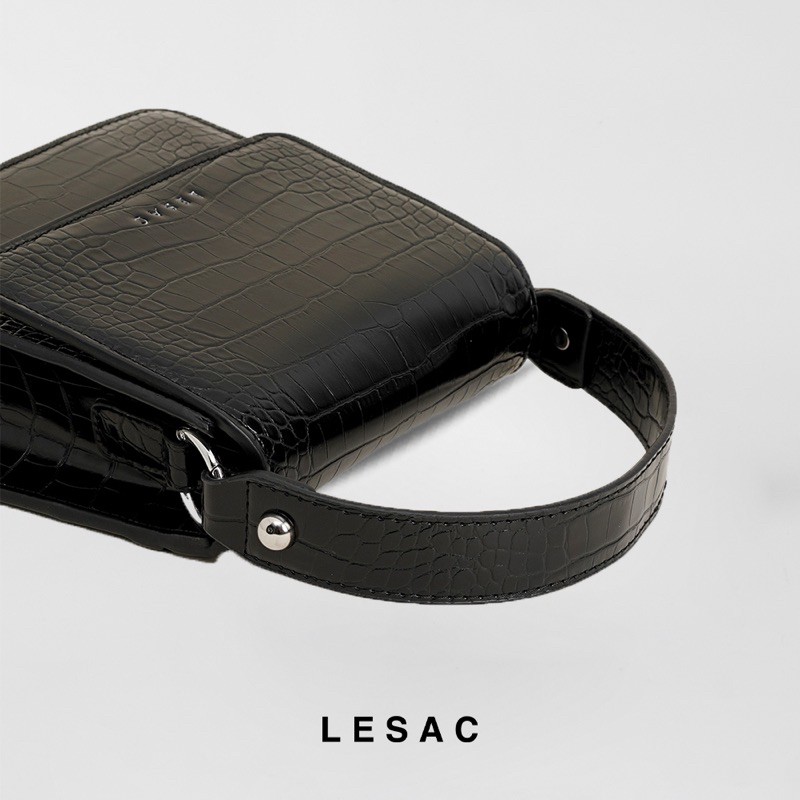 [Mã WAMT2405 giảm 10K đơn 0K] Túi xách LESAC Quinn Bag | BigBuy360 - bigbuy360.vn