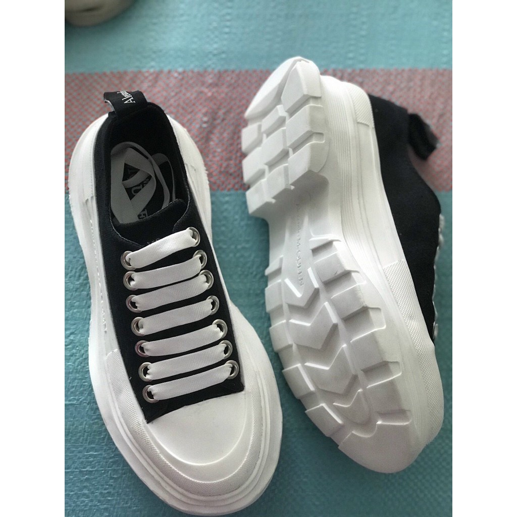 Giày sneaker thể thao MCQueen Black Tread Slick Low cao cổ-thấp cổ tăng chiều cao đủ size nam nữ kiểu dáng 2020 | BigBuy360 - bigbuy360.vn