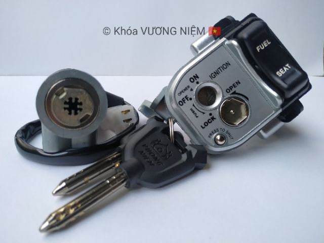 Khóa máy xe Airblade  chìa 8 cạnh chống trộm cao cấp