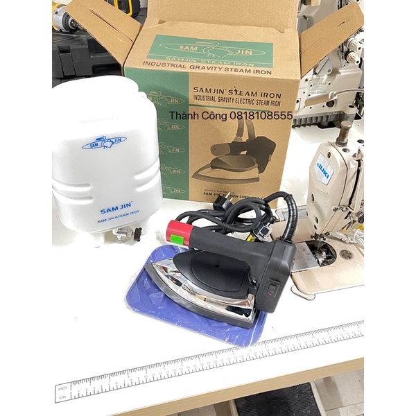 Bàn Là hơi nước công nghiệp Samjin ST-530B. Bàn Là bình treo. Hàng loại 1. Tặng kèm tất là