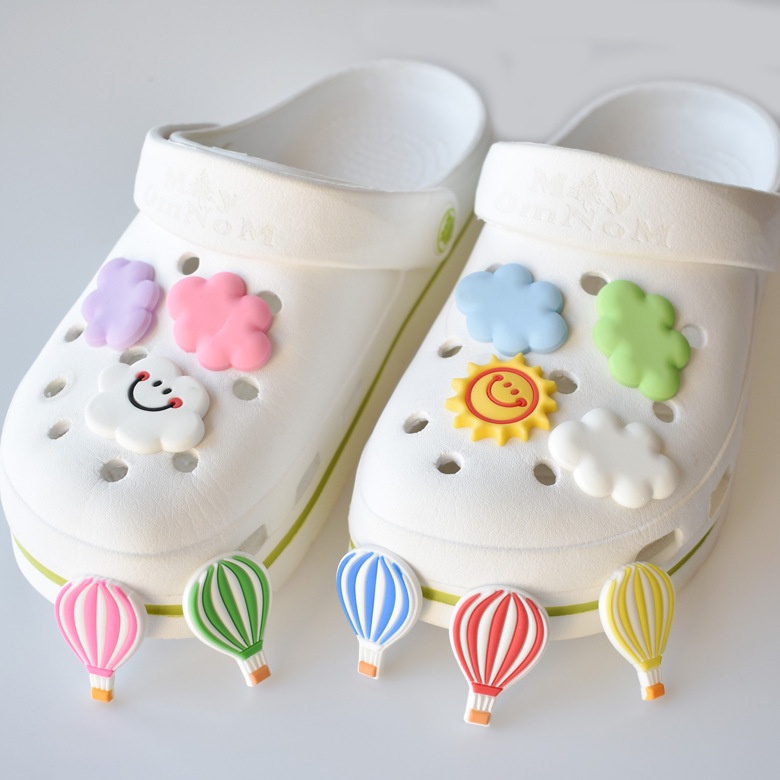 Phụ Kiện Trang Trí Giày Crocs Hình Đám Mây Cười Hoạt Hình Xinh Xắn