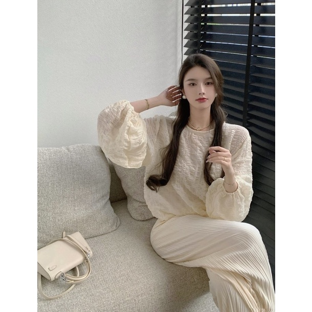 Set áo dũi kèm quần dập gân nổi | BigBuy360 - bigbuy360.vn