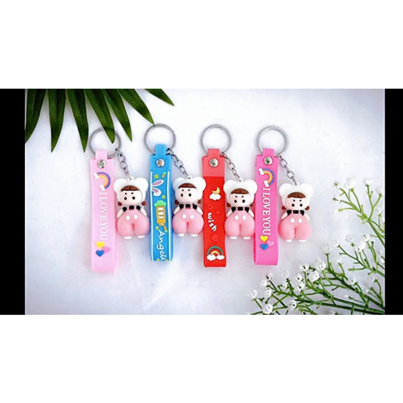 Móc khóa cặp cute hoạt hình cô bé hồng dễ thương cute cực hot giá rẻ chất liệu PVC cứng