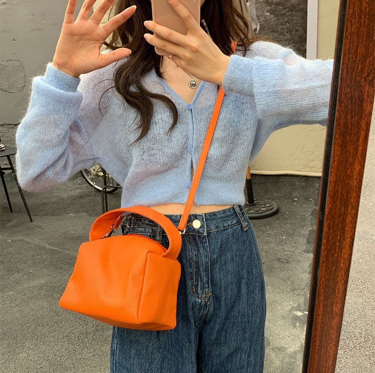 Túi đeo chéo thiết kế đơn giản hợp thời trang cho nữ