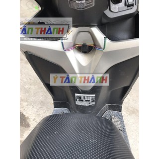 móc giữa inox xe vario