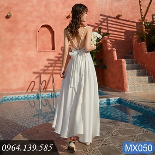 Đầm maxi lụa trắng siêu sang, dáng xòe dài thướt tha, váy maxi 2 dây, lưng trần đan nơ quyến rũ, chất lụa mềm | MX050