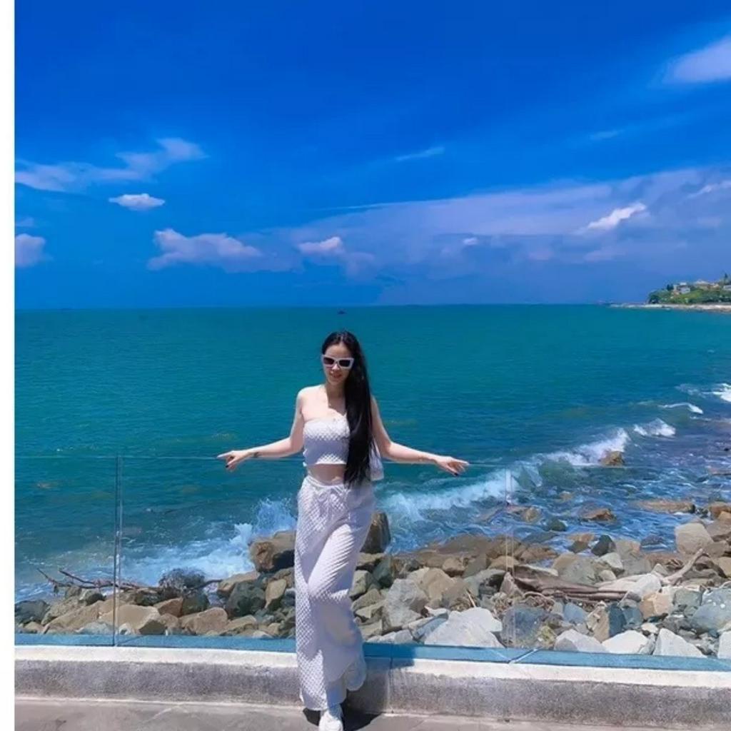 Set bộ hot girl chất gân nổi cao cấp sành điệu áo frop top quần lưng thun co dãn