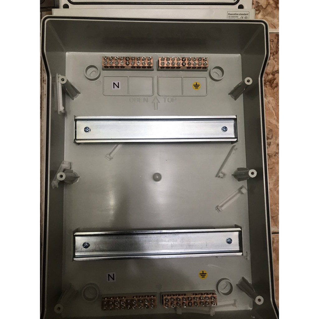 [Suntree] Vỏ tủ điện nhựa chống bụi,chống nước IP65 module 9 -12-18-24SH9PN