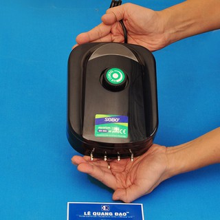 Máy sủi oxi 4 vòi SOBO (tặng kèm 4m dây sủi và 4 quả sủi)