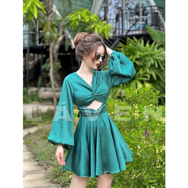 Váy tay bồng lụa ý hở lưng