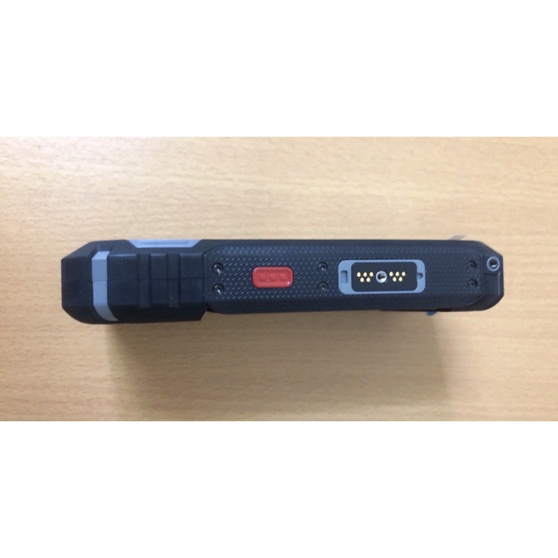Điện thoai siêu bền chống nước, chống va đập Sonim XP5800