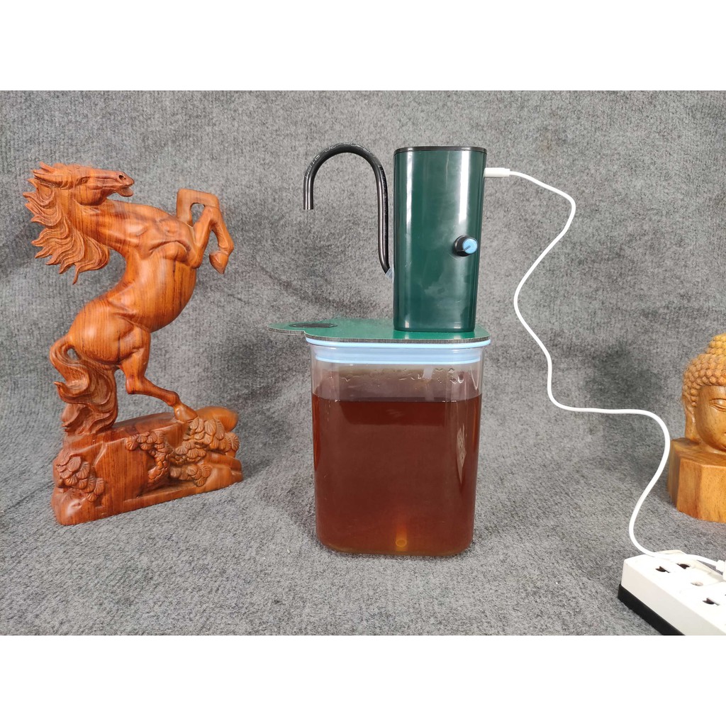 máy rót rượu tự động