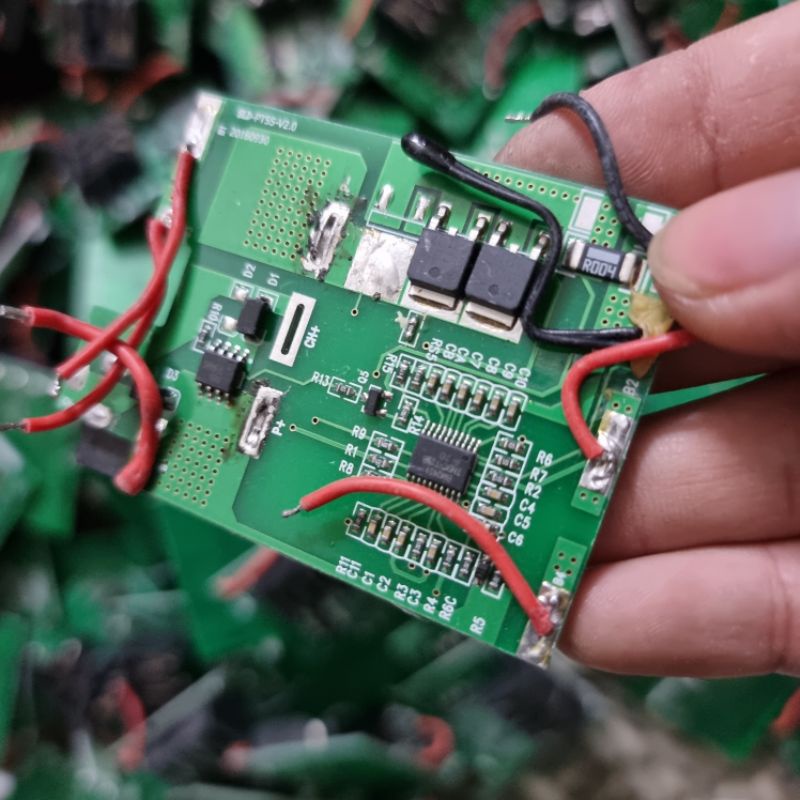 bảng mạch khoan pin bảo vệ sạc pin hàng tháo gỡ không đảm bảo tốt hay xấu (shop giao ngẫu nhiên)
