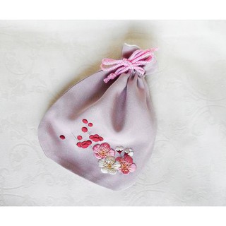 Túi thơm thêu handmade