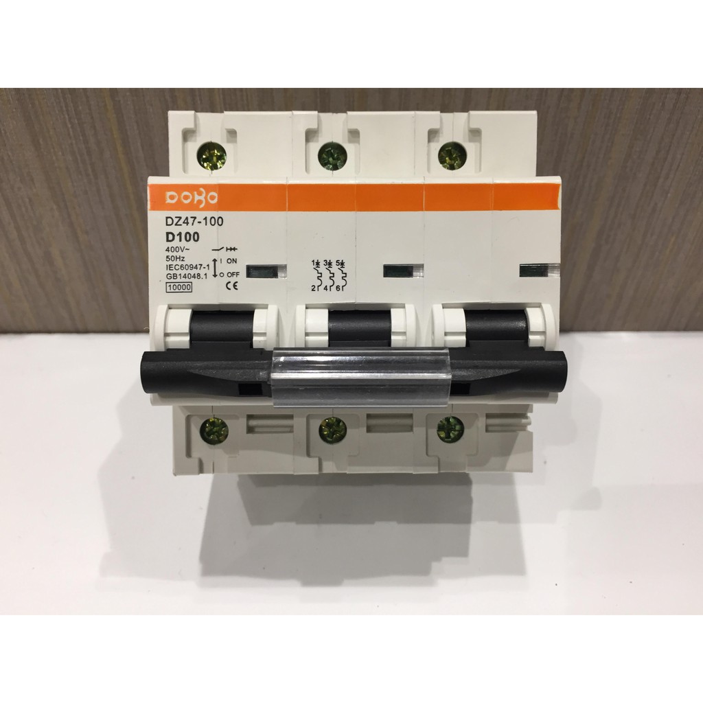Cầu Dao Tự Động MCB DoBo 3P  100A 10kA