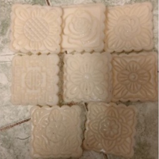 Khuôn bánh Trung thu lò xo 8 mặt vuông truyền thống 75g