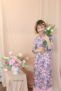 Áo dài hoa 4 tà kèm quần lụa thái