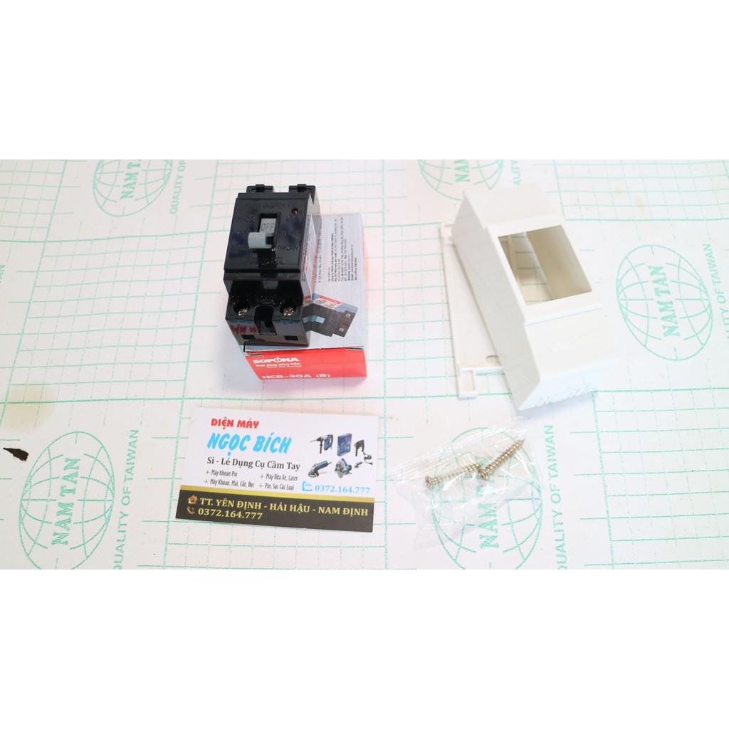 Attomat CB 30A Cầu Dao Tự Động SOPOKA Kèm Vỏ