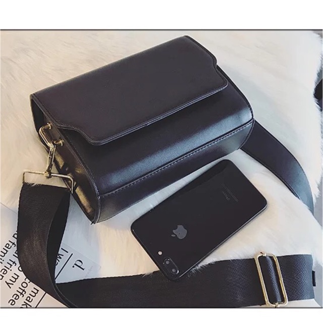 TXN450101B TÚI ĐEO CHÉO NỮ THỜI TRANG DA TRƠN ĐEO VAI DÂY ĐEO BẢN TO ULZZANG CỰC SÀNH ĐIỆU | BigBuy360 - bigbuy360.vn