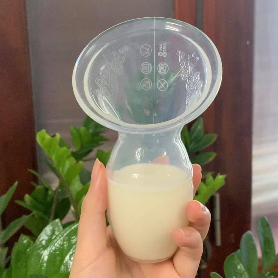 Cốc hứng sữa silicone Gen1 HaaKaa 100ml - Cốc hút sữa rảnh tay