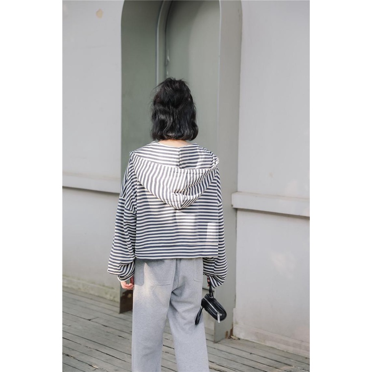 Áo Khoác Cardigan Có Khóa Kéo Dáng Rộng Họa Tiết Kẻ Sọc Mỏng Thời Trang Mới Cho Nữ
