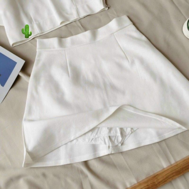 Set áo croptop kèm chân váy chữ A siêu dễ thương