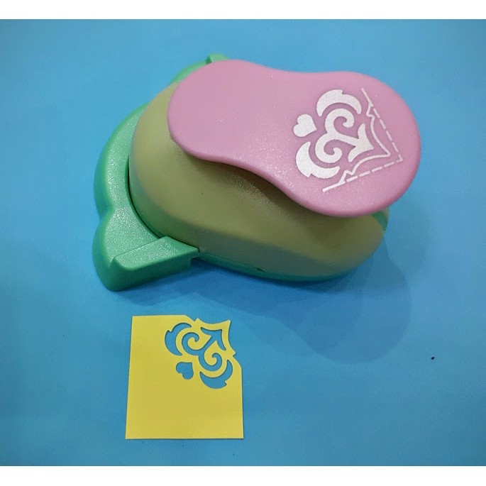 Dập giấy góc hoa văn