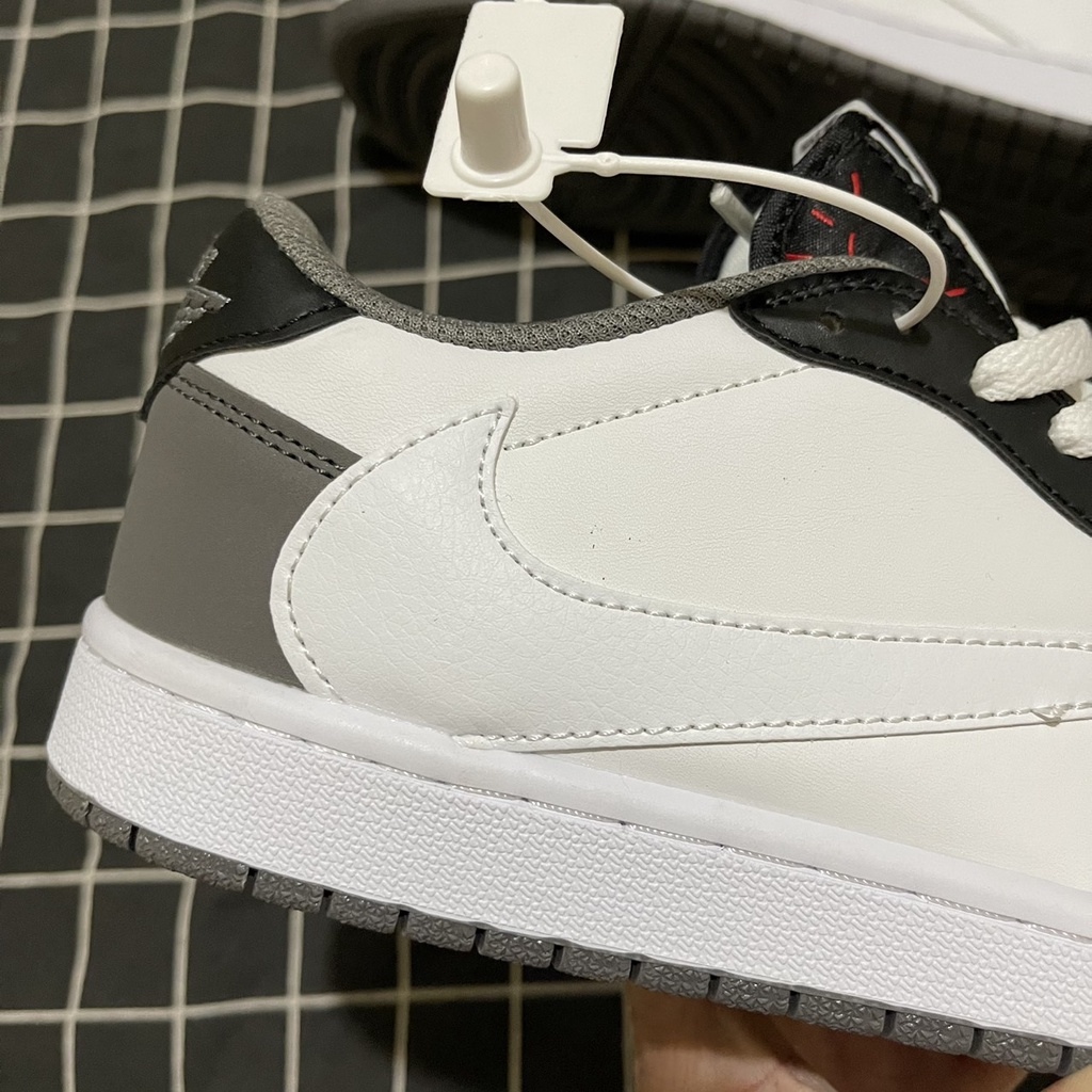 Giày thể thao Jordan Travis scott trắng đen cao cấp