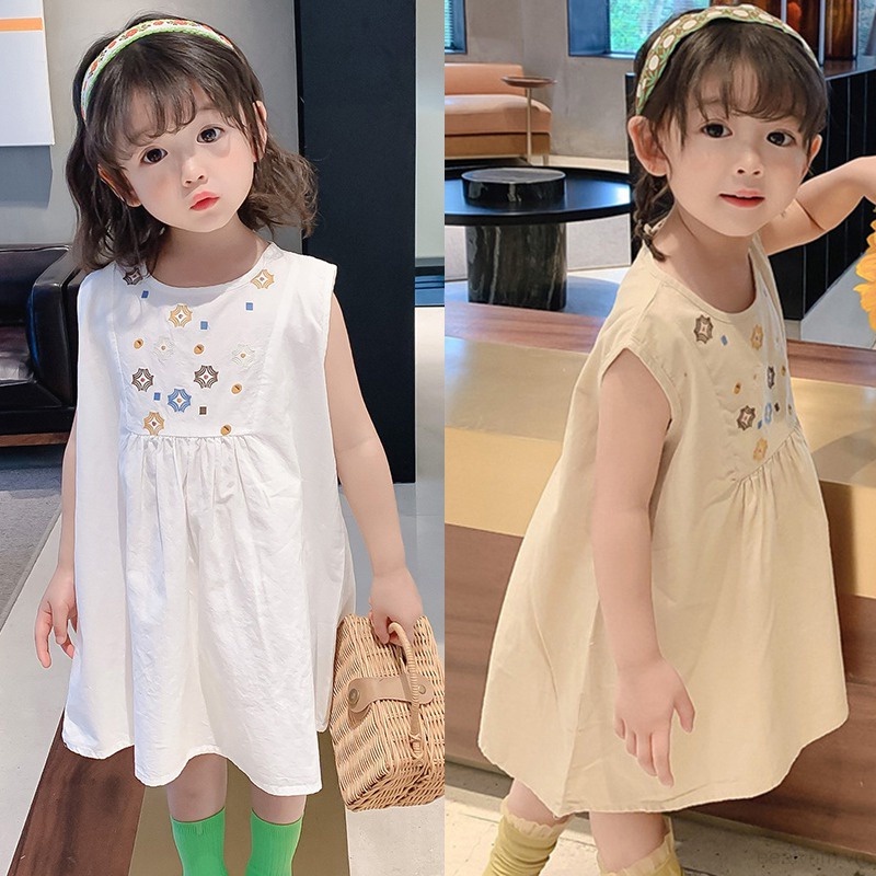 Đầm Sát Nách Cổ Tròn Thêu Hoa Dễ Thương Cho Bé Gái 3-8 Tuổi