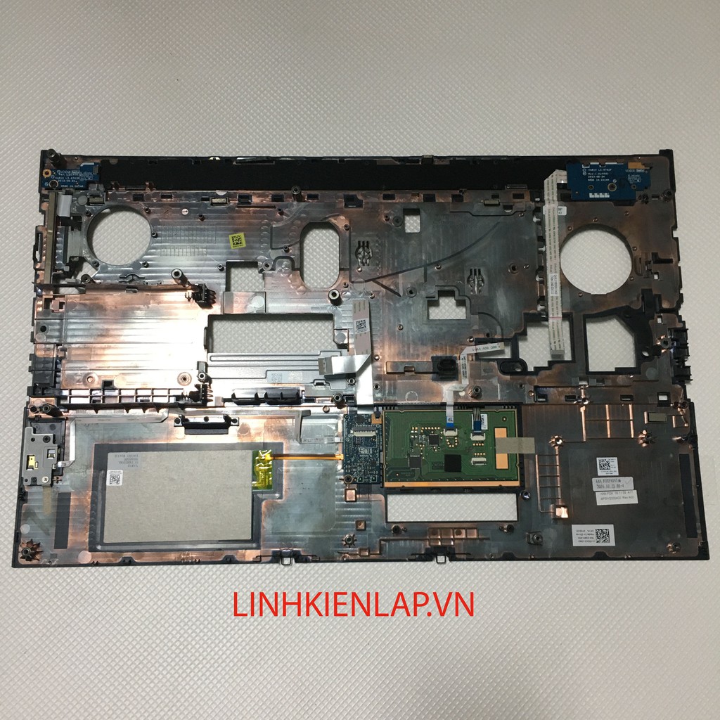 Thay vỏ laptop dell precision m6800