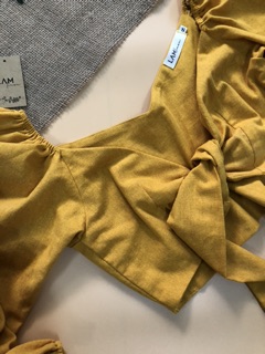 ÁO CROPTOP TRỄ VAI LINEN