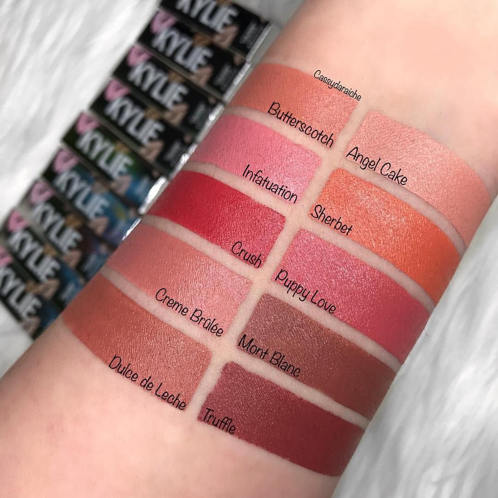 Son thỏi KYLIE JENNER Matte, Crème Lipstick Silver Series