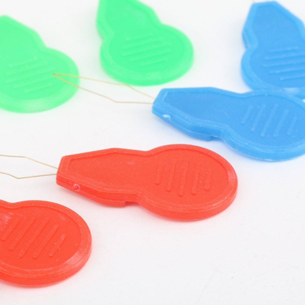 Set 10 dụng cụ hỗ trợ xỏ chỉ bằng nhựa tiện lợi