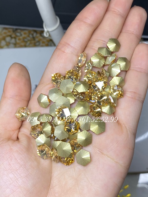 Đá khối tròn cạnh ( 4 màu: trắng, hồng, trà đỏ ) | BigBuy360 - bigbuy360.vn