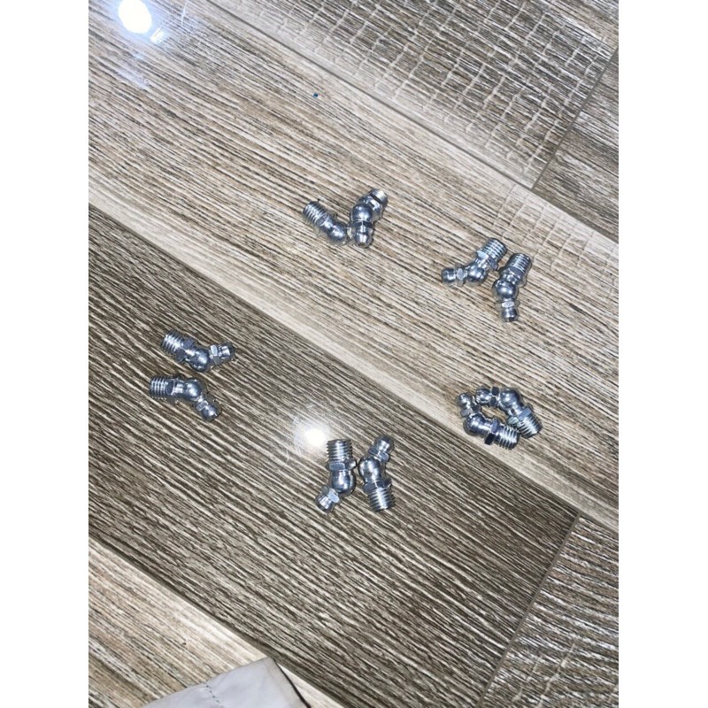 Sản phẩm gia đình làm: 10 cái đầu mỡ phi 8 chếch